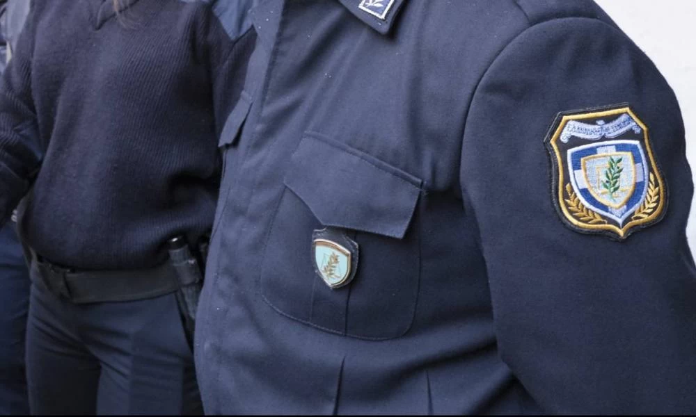 Κεφαλονιά: Τουρίστας κατήγγειλε την απουσία μέτρων προστασίας από τον κορονοϊό